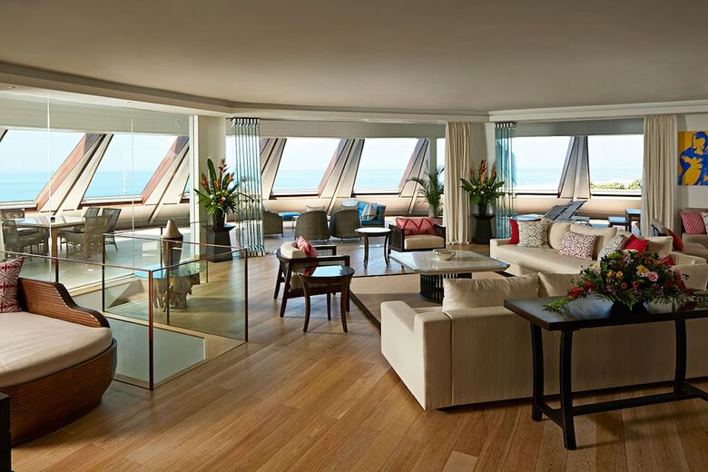 Double-six Luxury Hotel