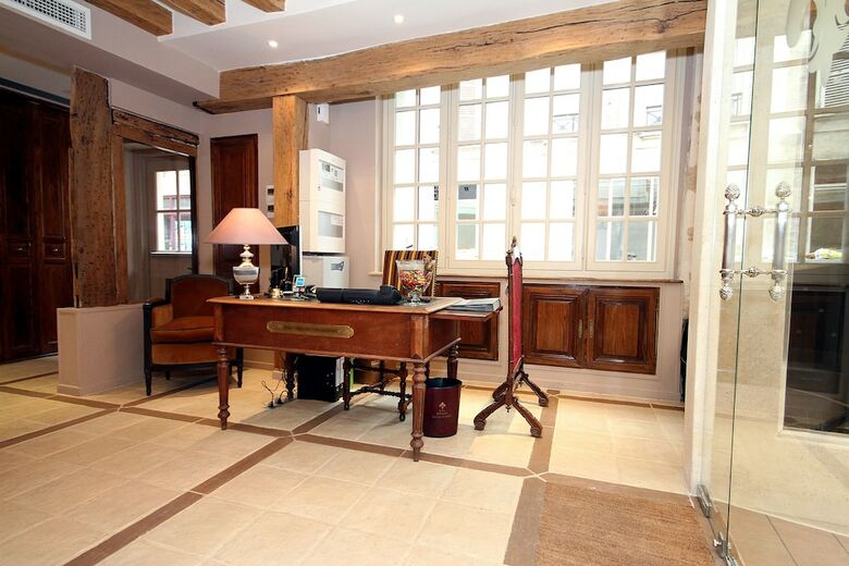Hotel H�tel Saint-louis Marais