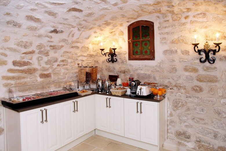 Hotel H�tel Saint-louis Marais