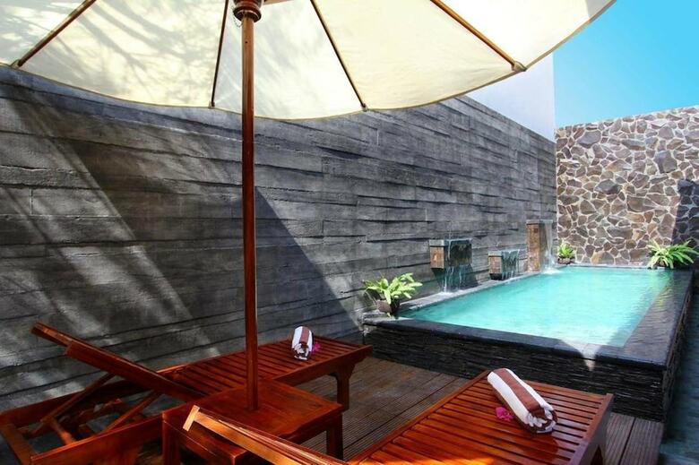 Bracha Villas