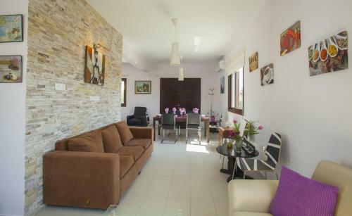 Villa Melpina's Grove