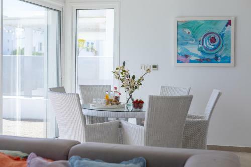 Oceania Villa