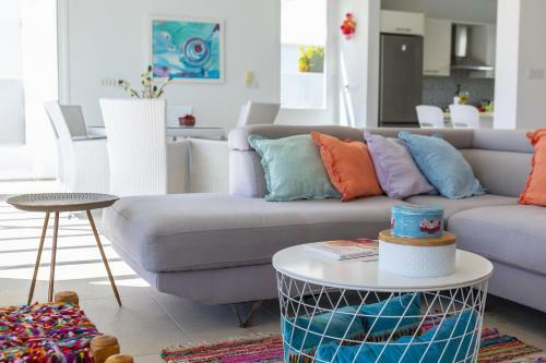 Oceania Villa