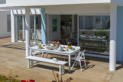Oceania Villa