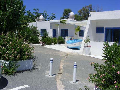 Flokkas Hotel Apartments