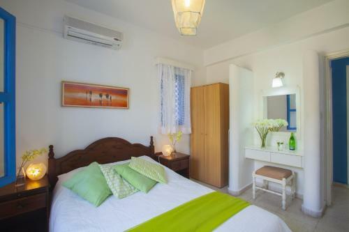 Blue Family Apartment