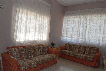 Maistros Hotel Apartments And Bungalow Suites