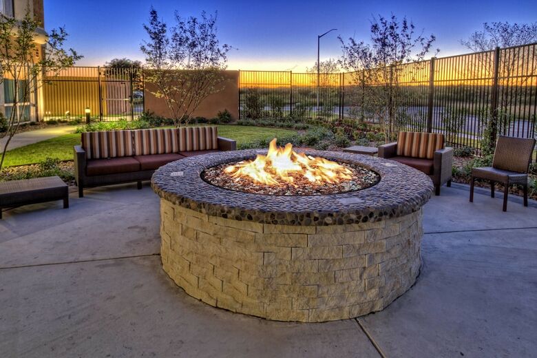 Hotel Courtyard San Marcos