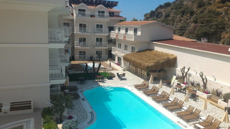 Hotel Montebello Deluxe