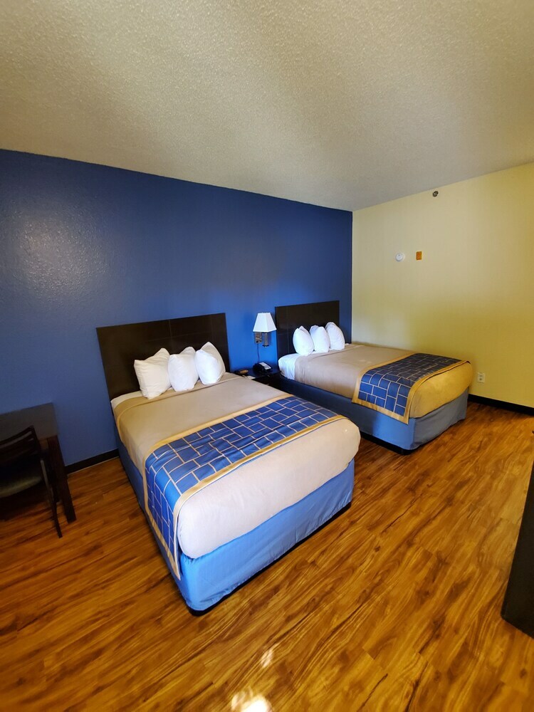 Hotel Days Inn By Wyndham Macon I-75 North