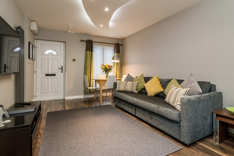 Central Belfast Apartments: Salisbury