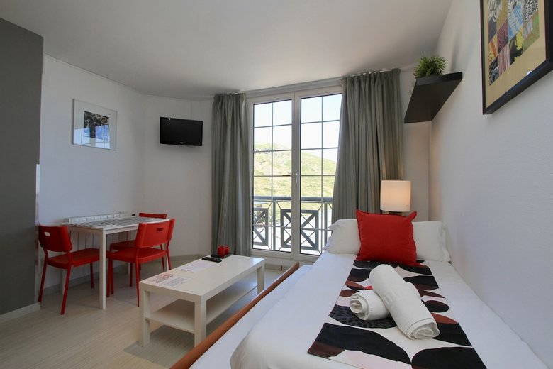 Apartamentos Inside Plaza Sierra Nevada