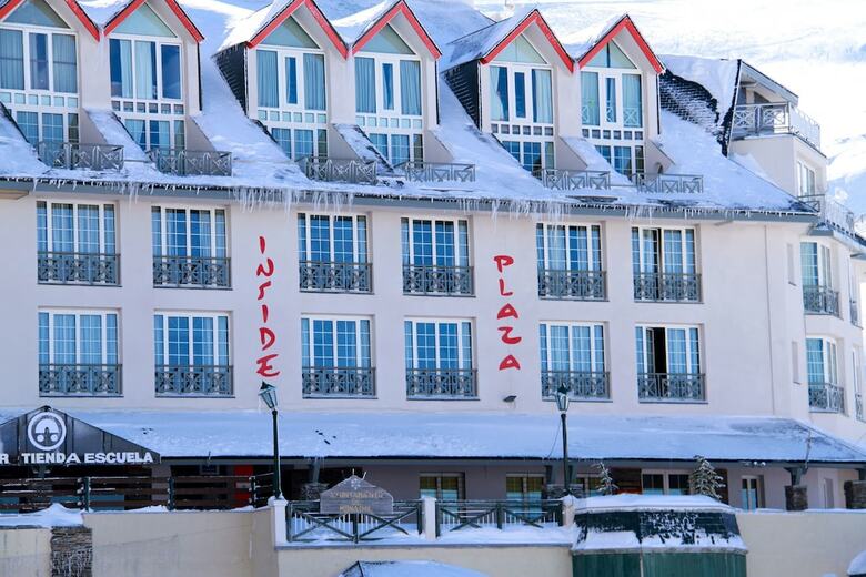 Apartamentos Inside Plaza Sierra Nevada