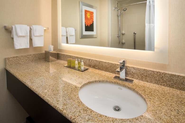 Hotel Doubletree By Hilton San Francisco Airport