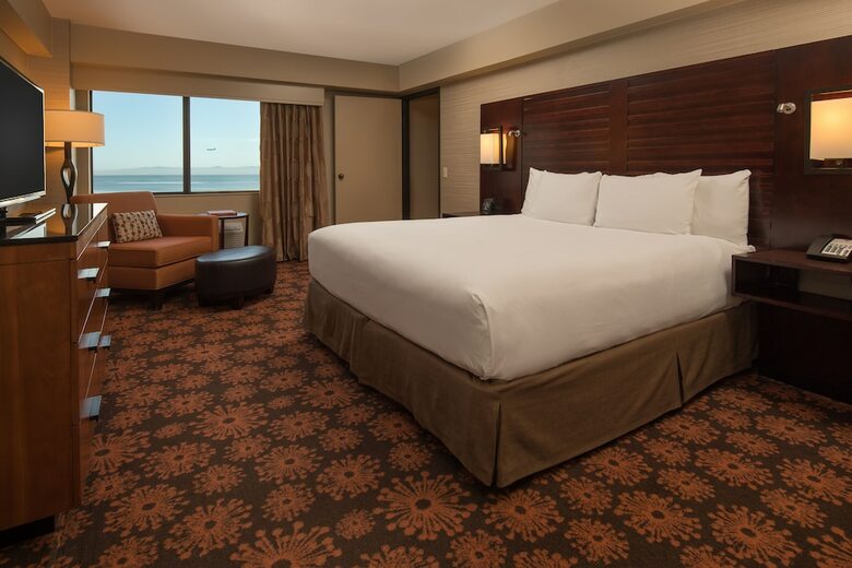 Hotel Doubletree By Hilton San Francisco Airport