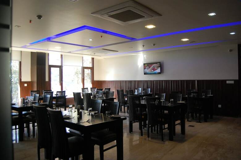 Hotel Sea Hawk Resort