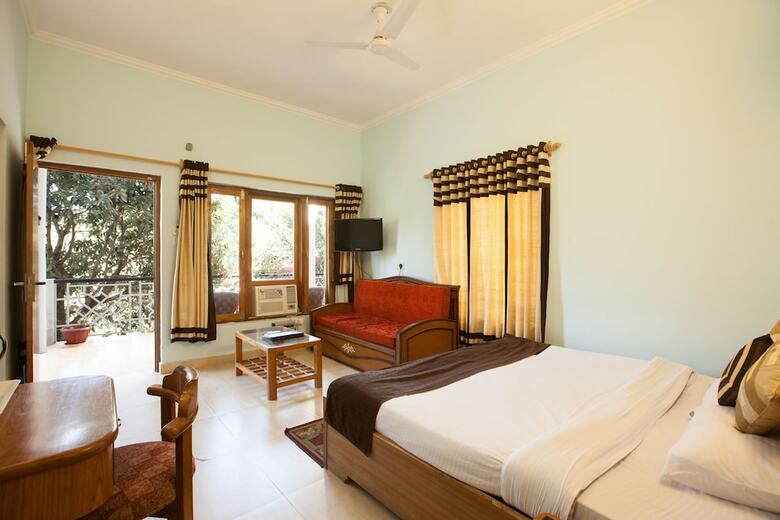 Hotel Sea Hawk Resort