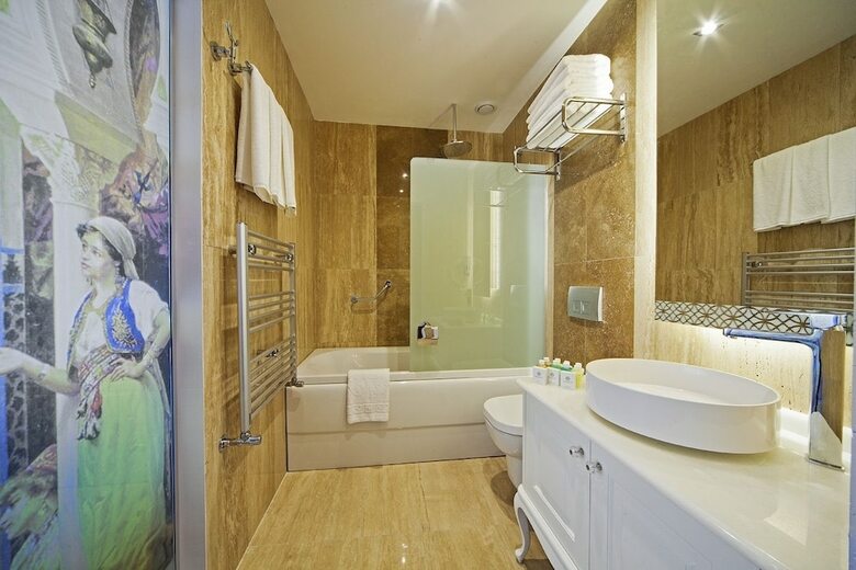 Hotel Azade Premier
