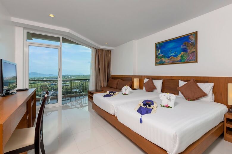 Hotel The View Rawada Resort & Spa