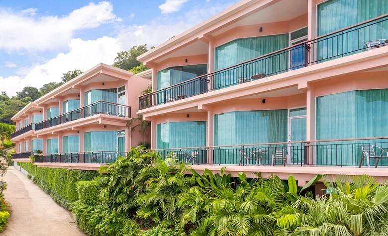 Hotel The View Rawada Resort & Spa