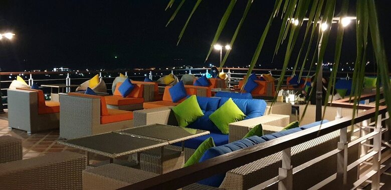 Hotel The View Rawada Resort & Spa