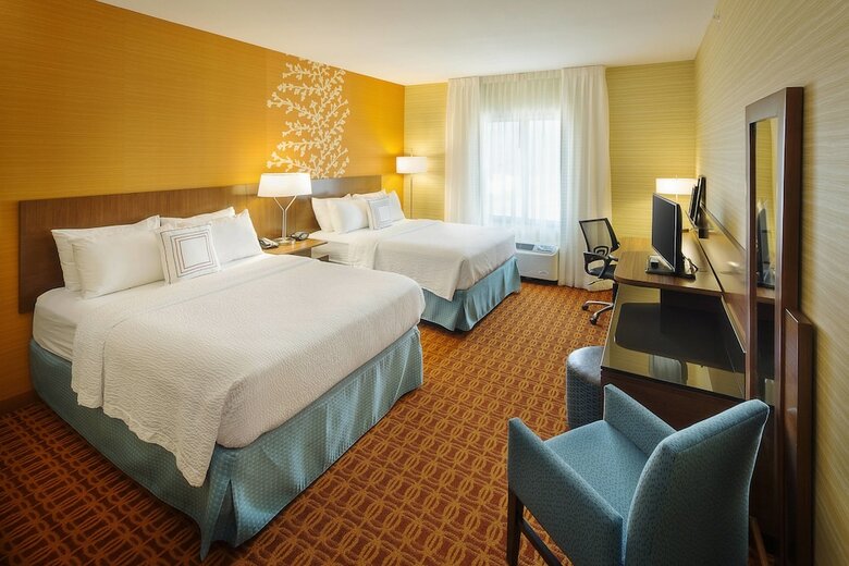 Hotel Fairfield Inn & Suites Monaca