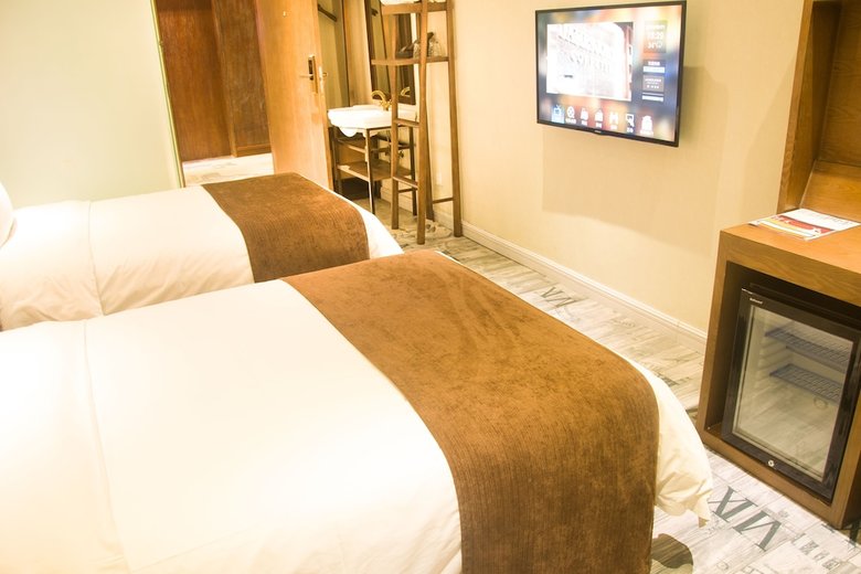Hotel James Joyce Coffetel (Tianhebei)