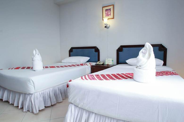 Ymca International Hotel