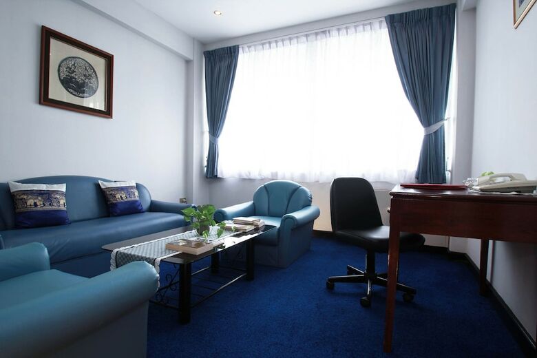 Ymca International Hotel