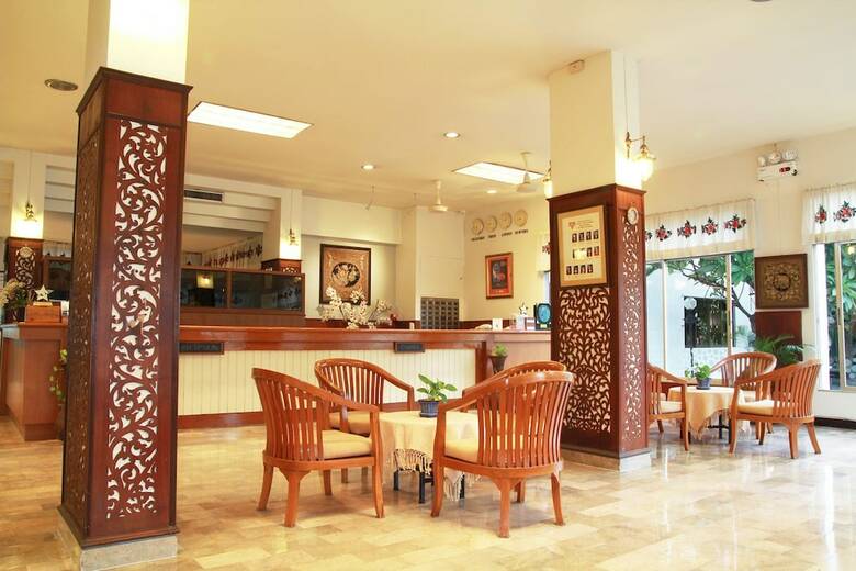 Ymca International Hotel