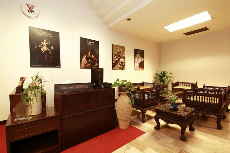 Ymca International Hotel