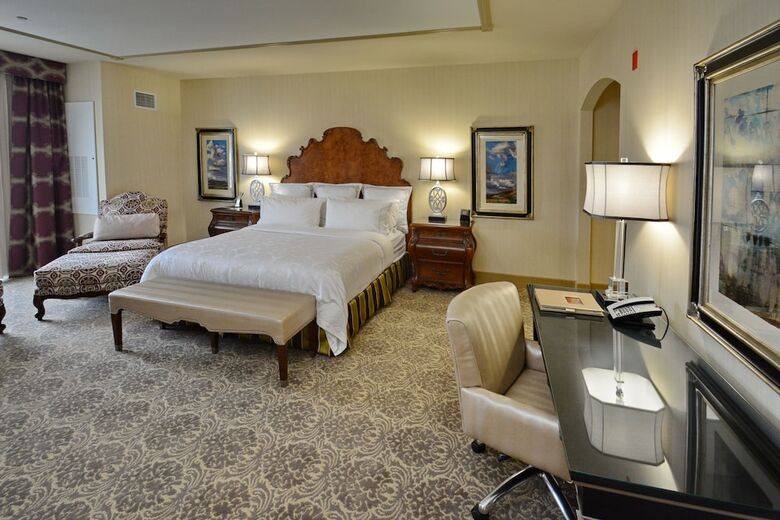 Hotel Woolley's Classic Suites