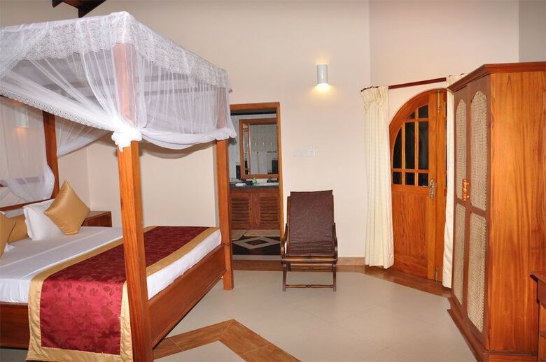 Hotel Bentota Village