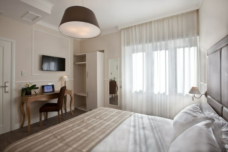 Hotel Seven Suites