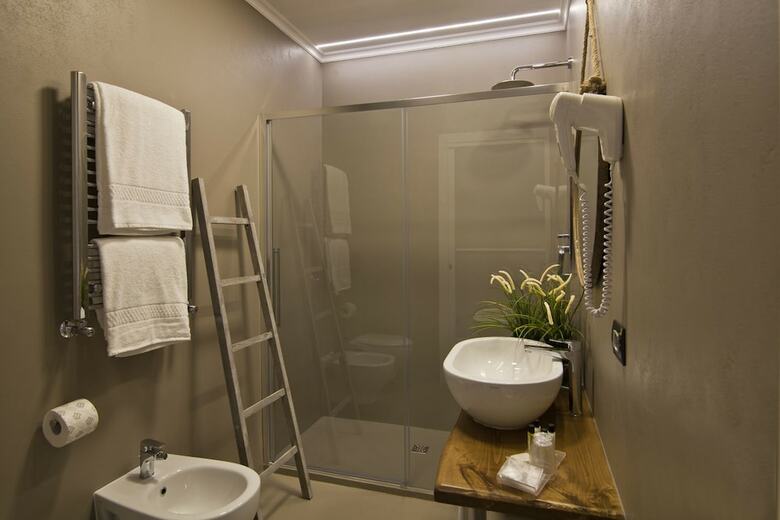 Hotel Seven Suites