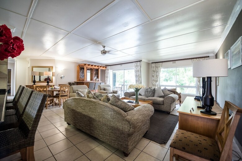 Apartamentos First Group Lake View Cabanas