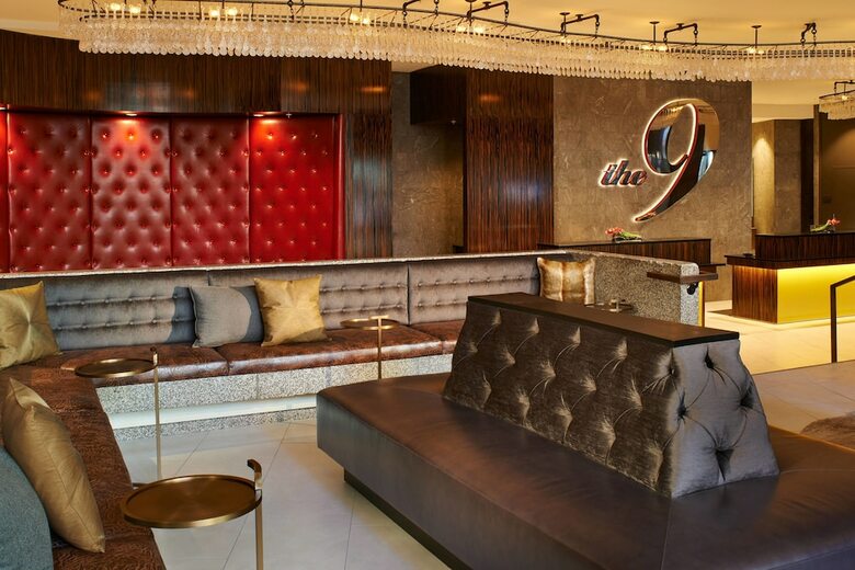 Hotel Metropolitan At The 9, Autograph Collection