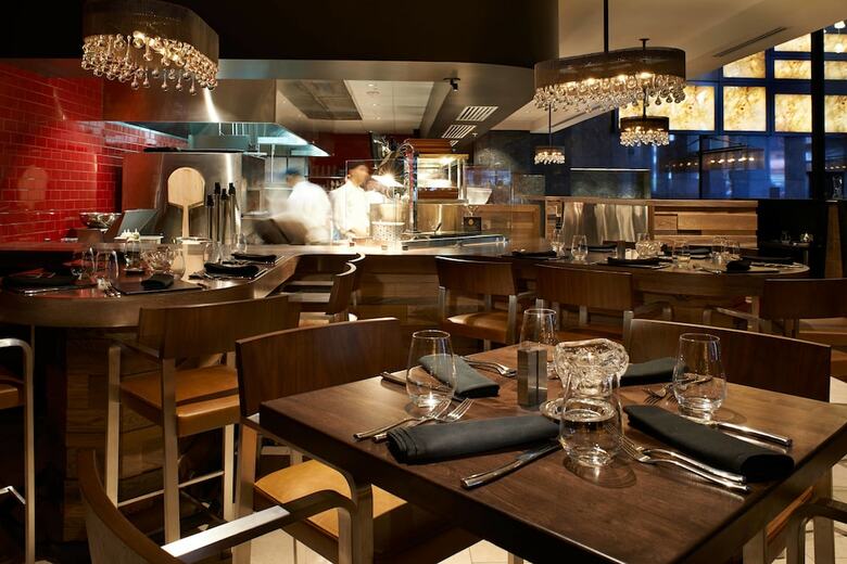 Hotel Metropolitan At The 9, Autograph Collection
