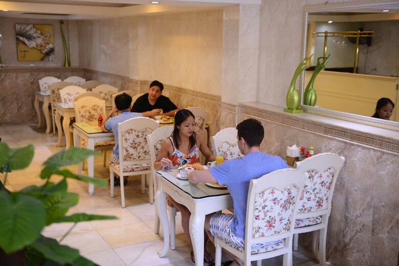 Golden Sun Palace Hotel