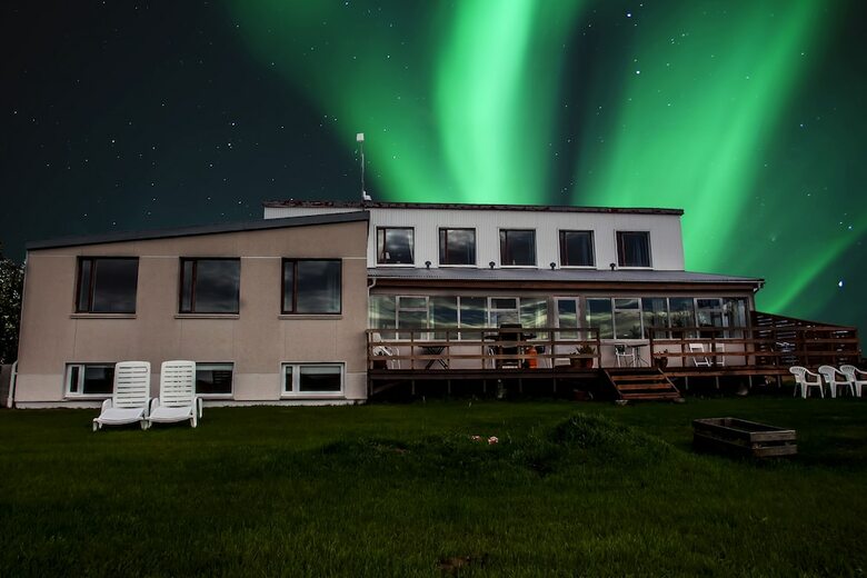 Hotel Guesthouse Hv�t�