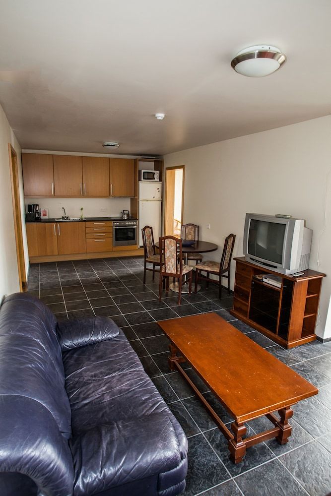 Hotel Guesthouse Hv�t�