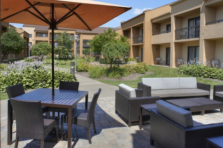 Hotel Courtyard By Marriott Detroit Troy