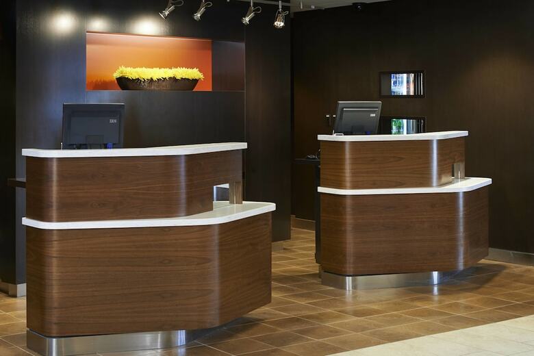 Hotel Courtyard By Marriott Detroit Troy