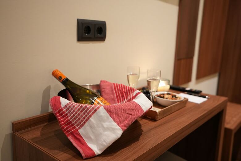 Hotel Attach�