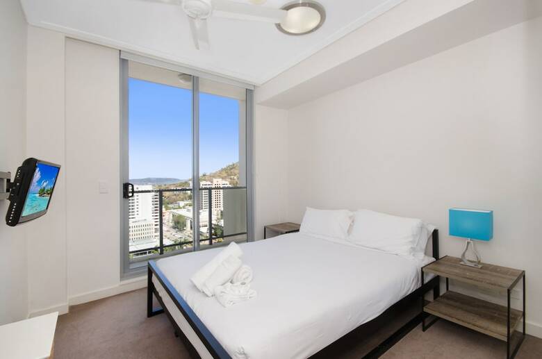 Direct Hotels ? Dalgety Apartments