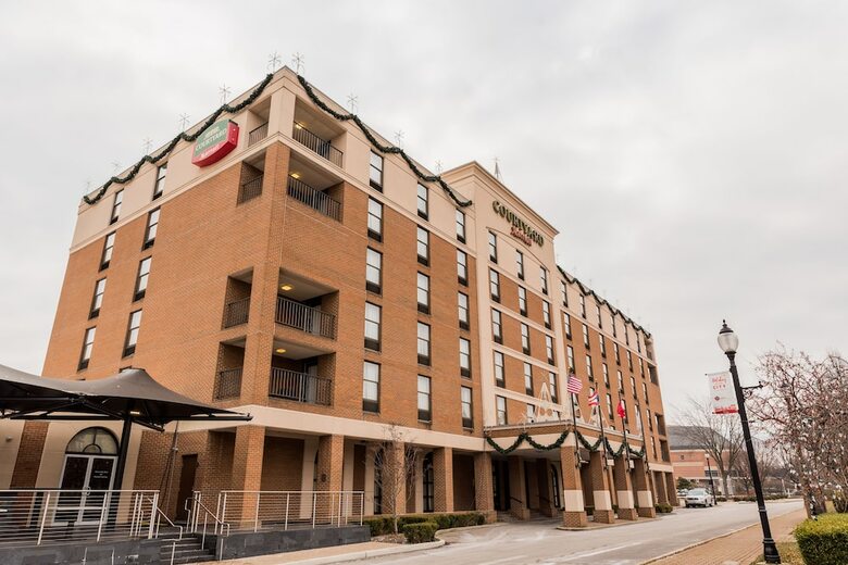 Hotel Courtyard By Marriott Springfield Downtown