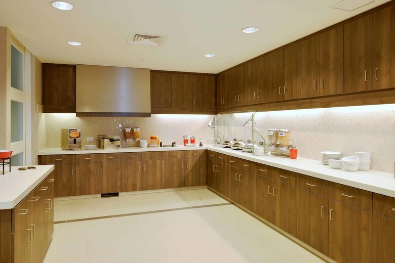 Hotel Residence Inn By Marriott Omaha Aksarben Village
