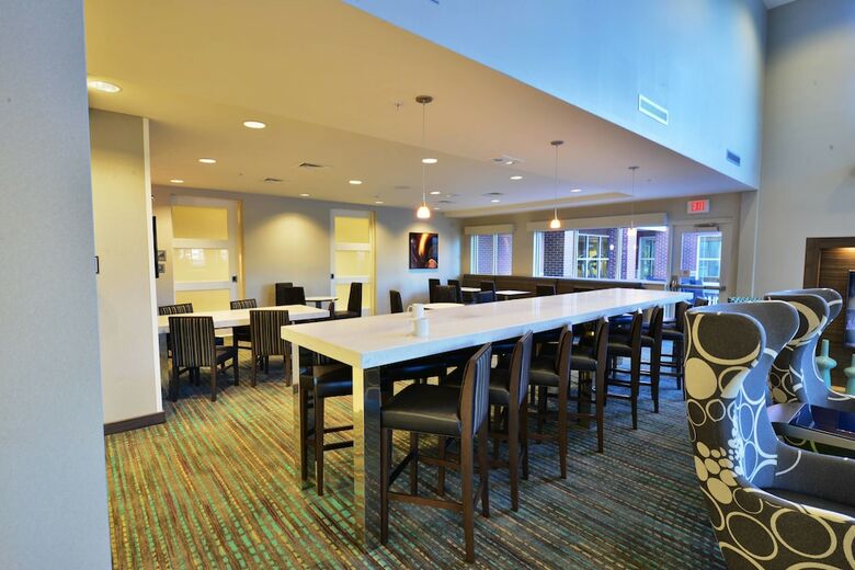 Hotel Residence Inn By Marriott Omaha Aksarben Village