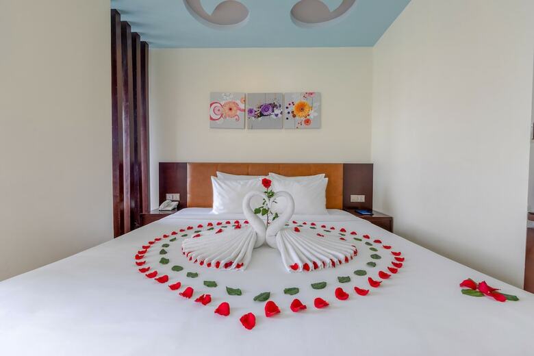 King's Finger Hotel