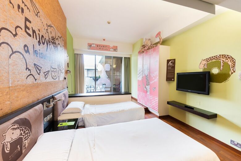 Hotel Y Loft Youth Square
